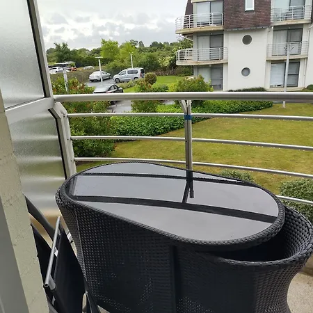 Apartmán Voor 4 Personen Met Zwembad Aan Zee Pool 28 Degr Celcius Already Open *